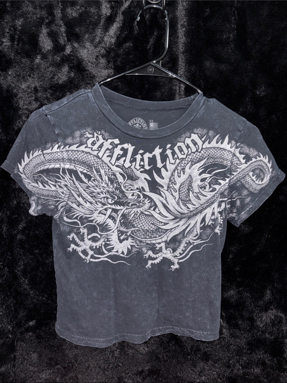 Y2K Affliction Black Short-Sleeve Dragon Graphic Silhouette Crop-Top